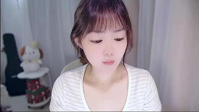 YUANYUAN-A online show from April 2026 12:35:02 PM