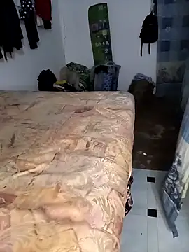 Biguyzi online show from April 2026 06:37:01 PM