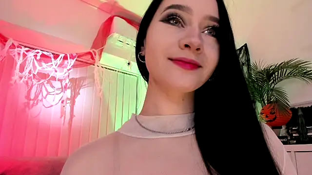 Mary Lori online show from October 2025 07:34:01 AM