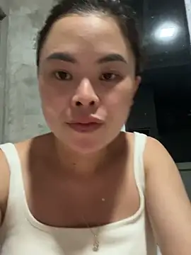 Snapshot of han-cute chatting on September 2025 03:12:02 PM han-cute online show from September 2025 03:12:02 PM