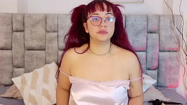 DaniniAnderson online show from December 2025 04:41:04 AM