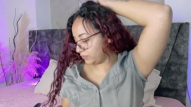 DaniniAnderson online show from June 2026 08:00:01 PM