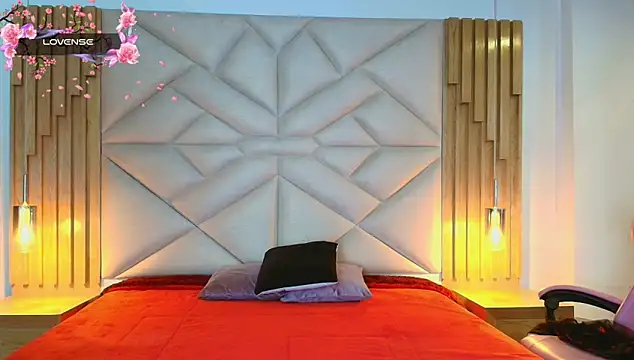 allie pearl online show from December 2025 12:03:02 PM