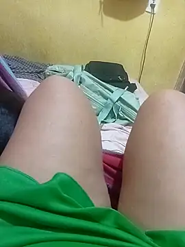 Ravena2290 online show from November 2025 01:01:02 PM