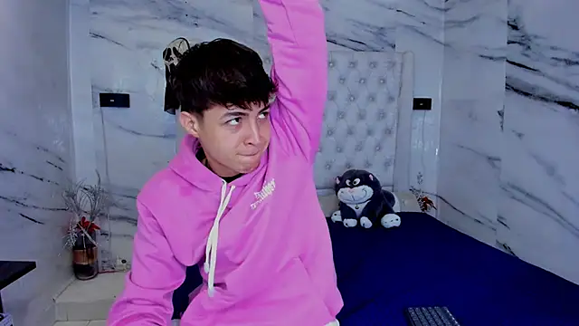 Ari and Storm online show from February 2026 03:06:02 PM