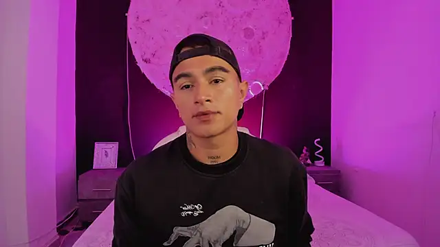 LiamDeep online show from September 2025 05:51:01 AM