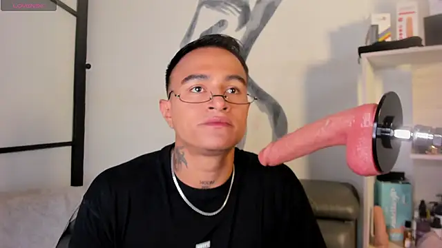 LiamDeep online show from November 2025 08:08:01 PM