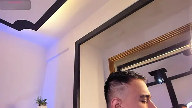 LiamDeep online show from December 2025 12:58:02 PM