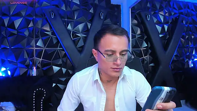 LiamDeep online show from March 2026 08:26:02 PM