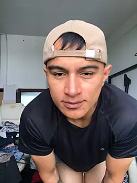 Snapshot of LiamDeep chatting on May 2026 02:27:02 PM LiamDeep online show from May 2026 02:27:02 PM
