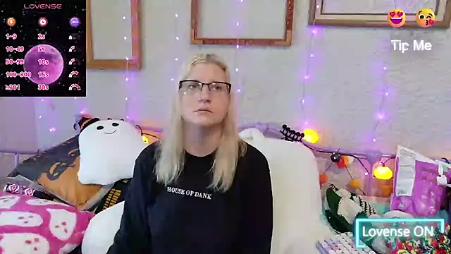 samanthamalichite online show from October 2025 01:44:01 PM