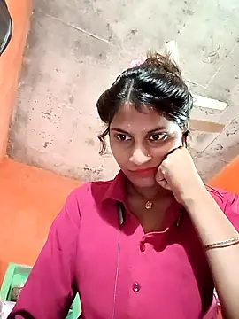 Snapshot of Jyoti_thakurr chatting on September 2025 05:09:01 AM Jyoti thakurr online show from September 2025 05:09:01 AM