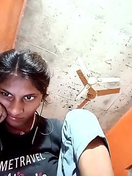 Snapshot of Jyoti_thakurr chatting on October 2025 08:50:01 PM Jyoti thakurr online show from October 2025 08:50:01 PM