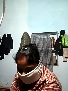 Sheema tyagi online show from January 2026 05:27:02 PM