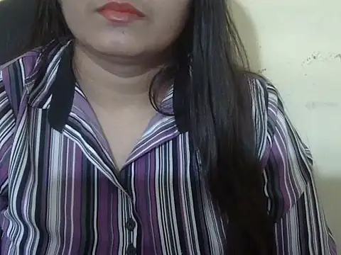 Aanya Hazel online show from November 2025 05:01:02 PM