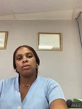 Snapshot of 031bubbles chatting on February 2026 07:15:01 AM 031bubbles online show from February 2026 07:15:01 AM