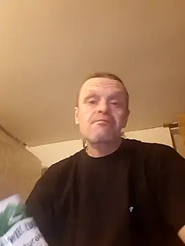 Kuba Gd online show from February 2025 07:42:01 PM