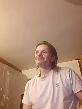 Kuba Gd online show from March 2025 09:11:02 PM