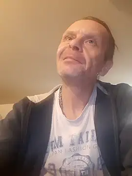 Kuba Gd online show from March 2025 11:47:02 AM