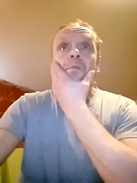 Kuba Gd online show from November 2025 07:59:02 PM