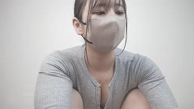 CocoaMilk18 online show from April 2026 11:26:02 AM