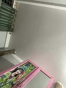 Pyy07 online show from November 2025 01:22:02 PM