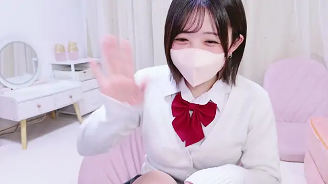 Hinata Sun online show from September 2025 09:45:02 AM