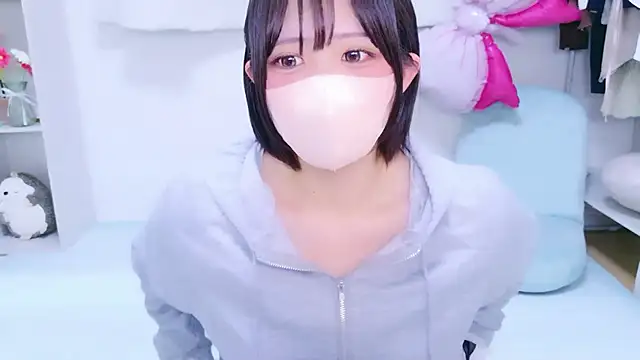 Hinata Sun online show from June 2026 11:53:01 AM