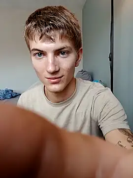 Snapshot of TriumphPsycho chatting on October 2025 04:27:01 PM TriumphPsycho online show from October 2025 04:27:01 PM