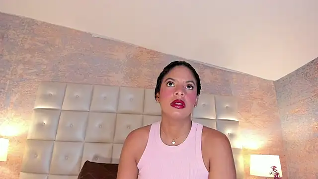 SheyLopez online show from May 2026 03:04:02 AM