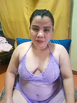 hotlyn45 online show from October 2025 12:25:01 AM