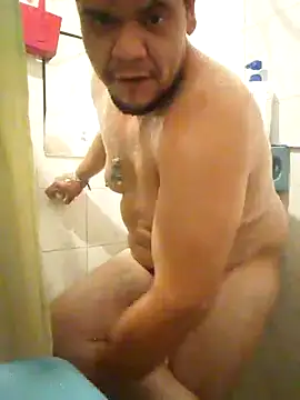 Snapshot of Maniakone chatting on October 2025 03:07:02 AM Maniakone online show from October 2025 03:07:02 AM