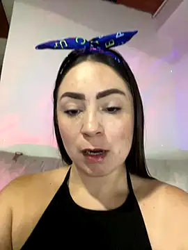 Amelia laurent online show from September 2025 09:53:02 PM