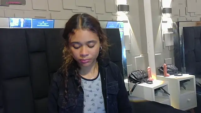 Kristall 06 online show from November 2025 06:30:01 PM