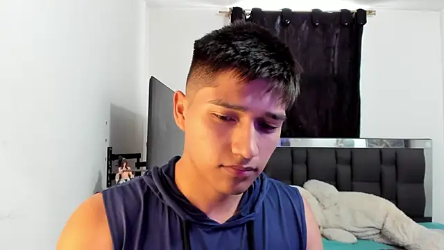 mateo-Esposito online show from April 2026 09:12:02 PM