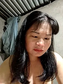 kute-00 online show from October 2025 09:42:02 PM