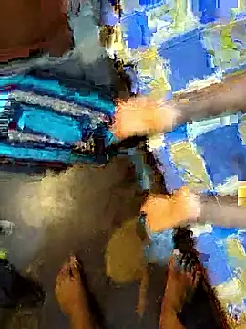 Snapshot of LarkingNewel chatting on February 2026 01:58:01 PM LarkingNewel online show from February 2026 01:58:01 PM