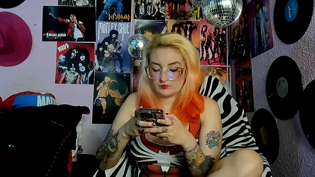 Avril Maria online show from February 2026 06:06:02 PM