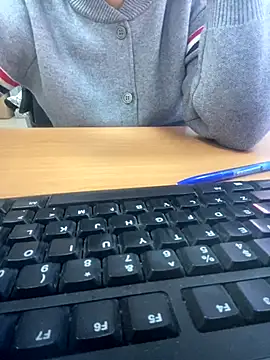 Snapshot of ThuPhuong-Tr chatting on November 2025 01:48:02 AM ThuPhuong-Tr online show from November 2025 01:48:02 AM