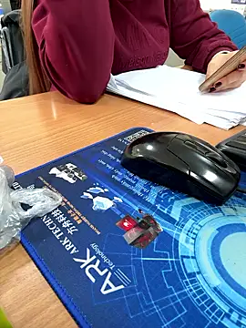 Snapshot of ThuPhuong-Tr chatting on January 2026 01:22:02 AM ThuPhuong-Tr online show from January 2026 01:22:02 AM