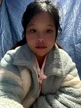 O o UwU o O online show from November 2025 10:04:02 AM