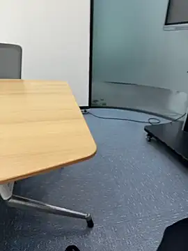 miniyellower online show from December 2025 06:44:01 AM