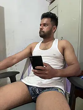 Vineeth3906 online show from May 2026 05:48:02 AM