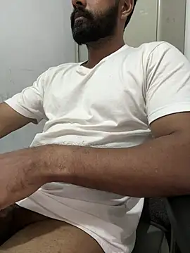 Snapshot of Vineeth3906 chatting on July 2026 05:58:01 AM Vineeth3906 online show from July 2026 05:58:01 AM