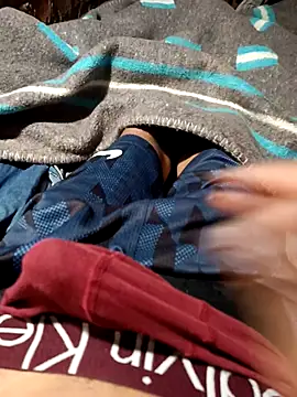 EMERKITHO 20 R online show from October 2025 01:37:01 PM