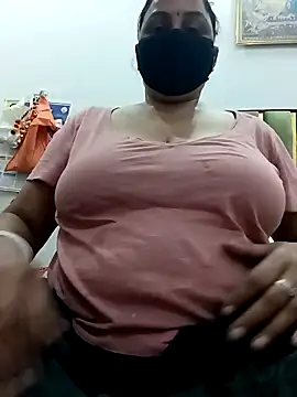 Rakhi sawant143 online show from October 2025 10:00:02 AM