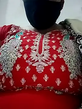 Rakhi sawant143 online show from November 2025 04:14:02 PM