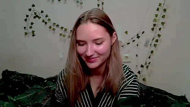  kikiclark   online show from November 2025 08:53:01 PM