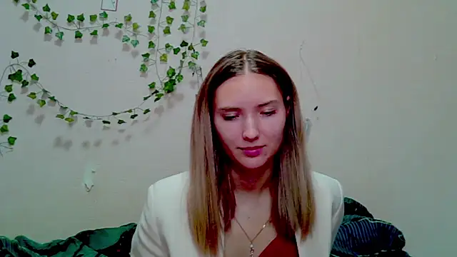  kikiclark   online show from November 2025 10:19:01 PM