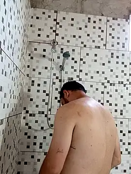 Snapshot of Alex_404040 chatting on November 2025 08:09:01 PM Alex 404040 online show from November 2025 08:09:01 PM